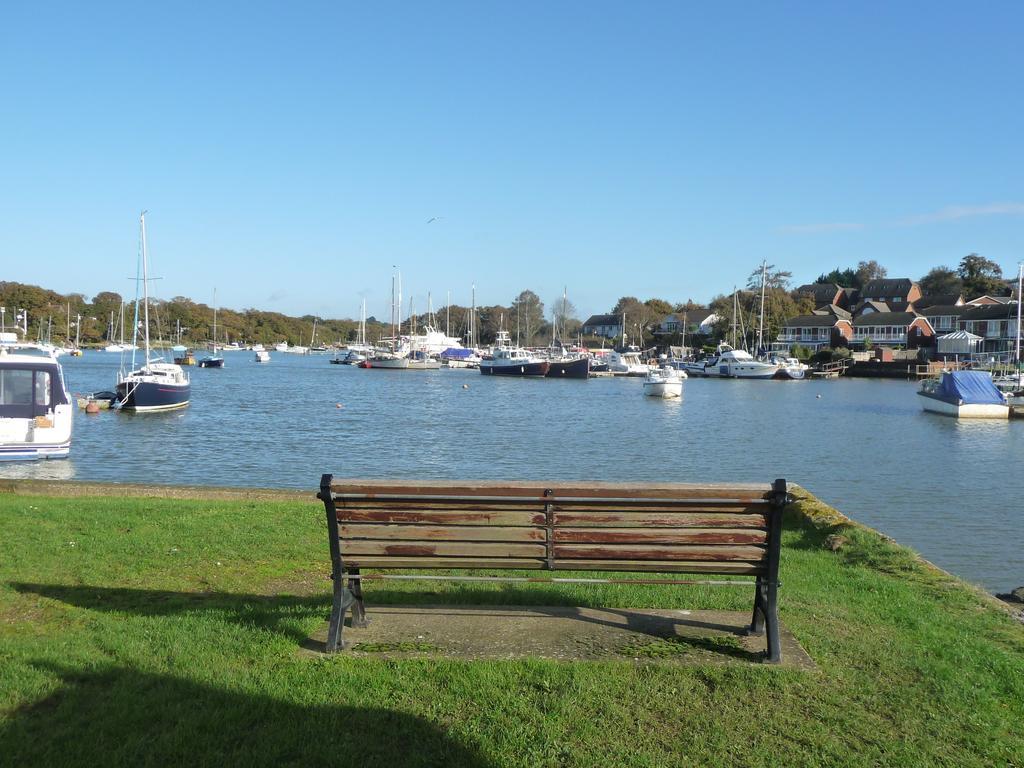 Ivy Hall Wootton Bridge (Isle of Wight) Quarto foto